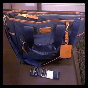 Adrienne Vittadini Travel Bag